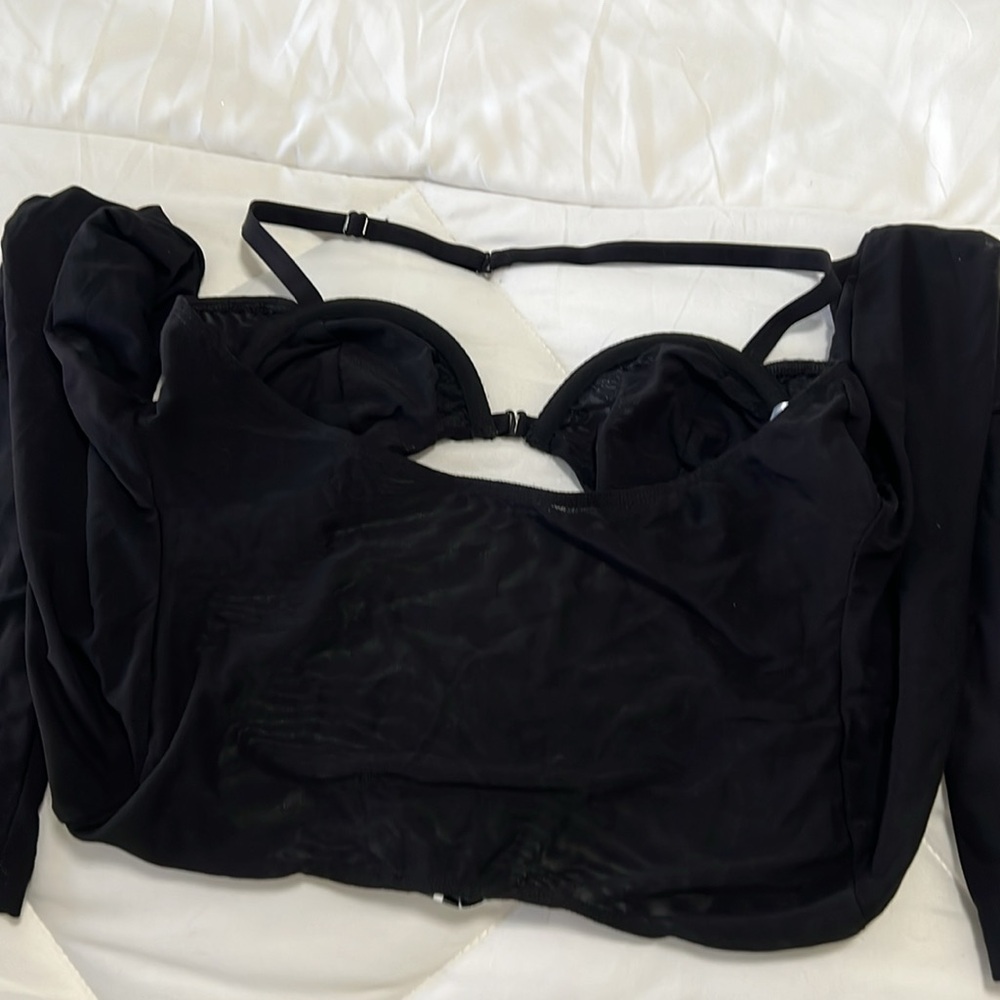 Tic Toc long sleeve bra crop top - size Medium - Picture 3 of 4